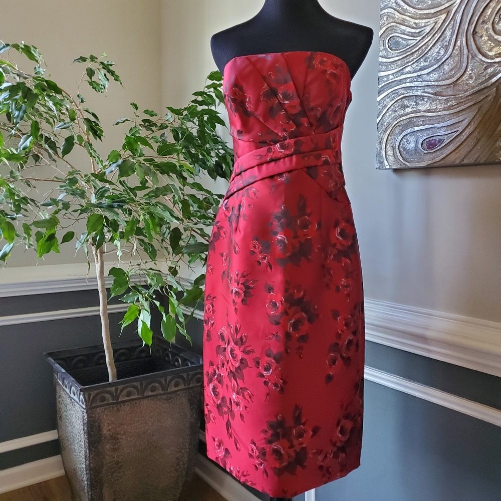 White House Black Market Rose Jacquard Dress